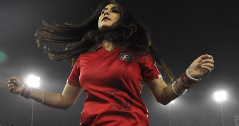kolkata knight riders beat punjab kings xi ipl match at pca stadim mohali
