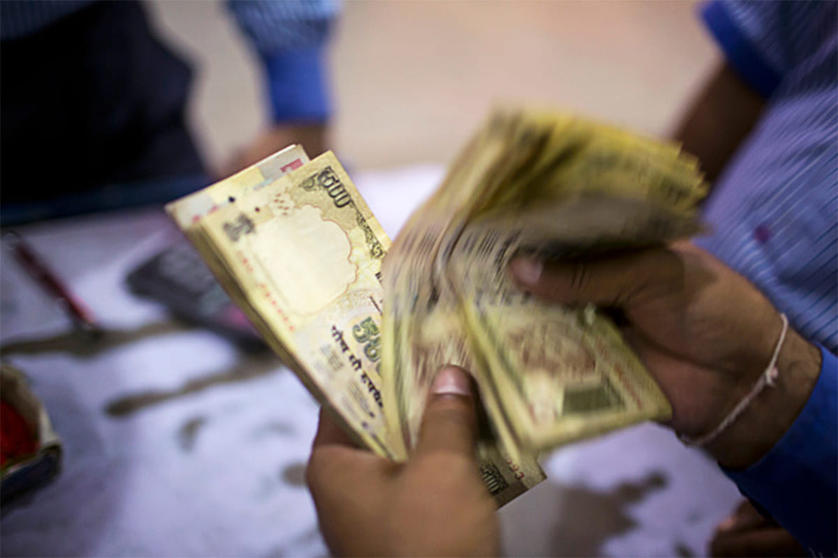 rbi asked banks to not impose non maintenance charge for not maintaining minimum balance