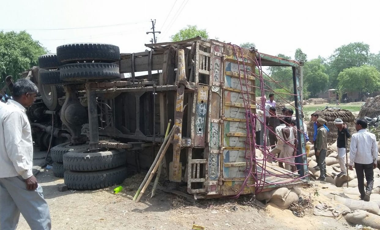 two died, truck accident