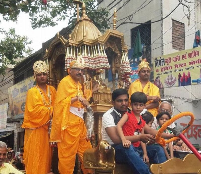 Rath arrived with a message of Lord Mahavira