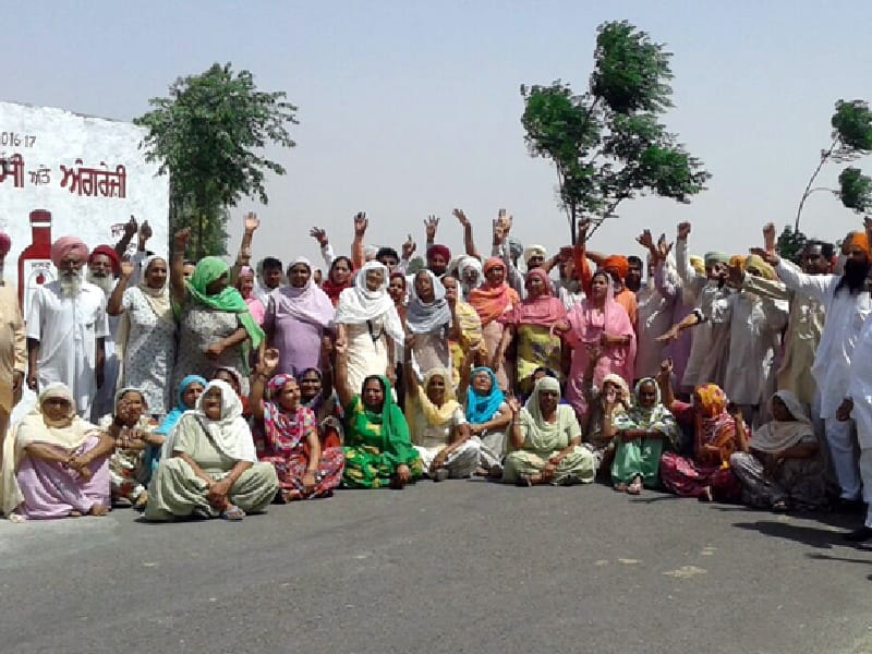 religious place, wine contracting, antagonism, jam, protesting, Sangrur