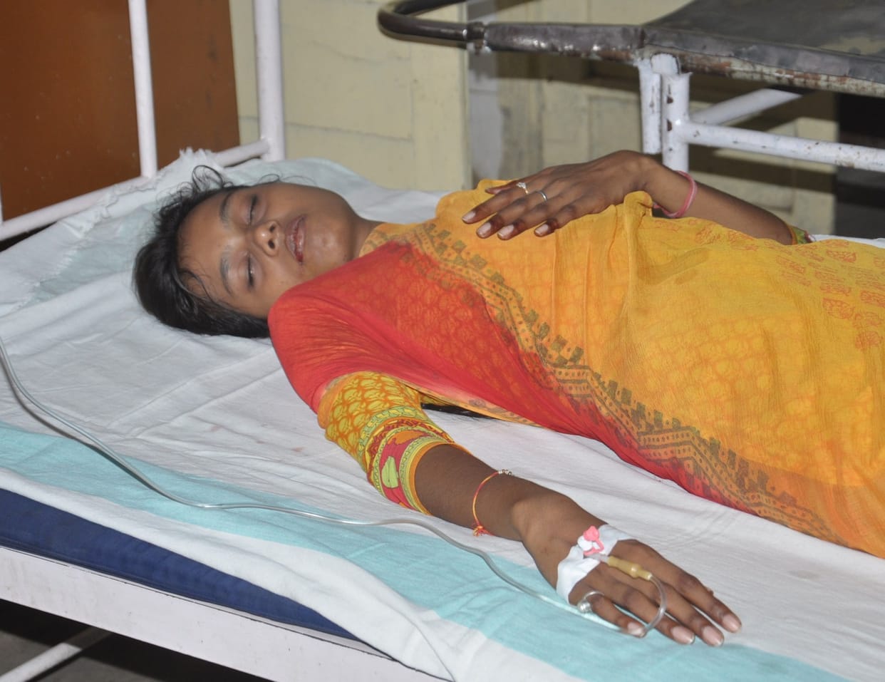 old man died in road accidents, 8 injured
