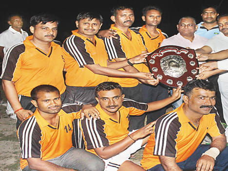 Kaushambi and Allahabad defeated Banda