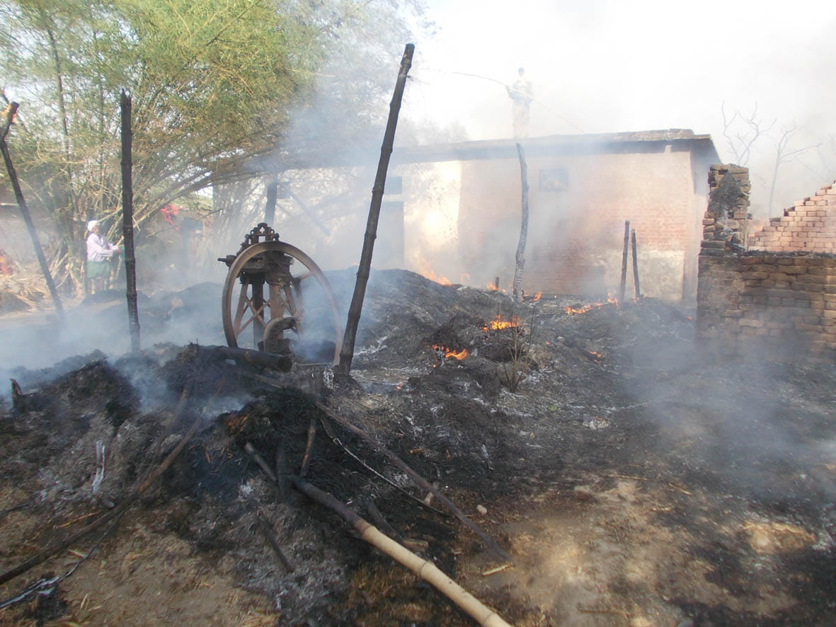 Savania village set on fire.