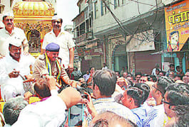 Celebrating the grand rathyatra of shreejee 