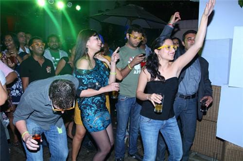 girls dress code in disco, chandigarh disco dress code, chandigarh administration, chandigarh