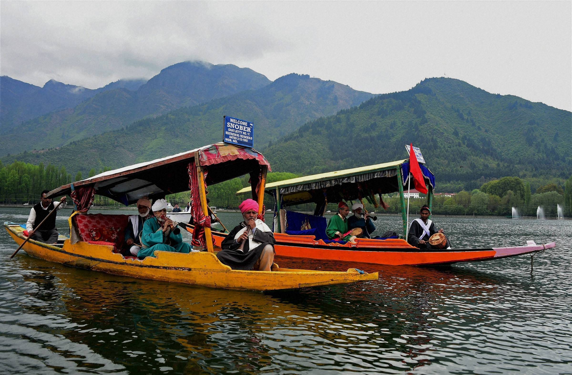 srinagar shikara festival
