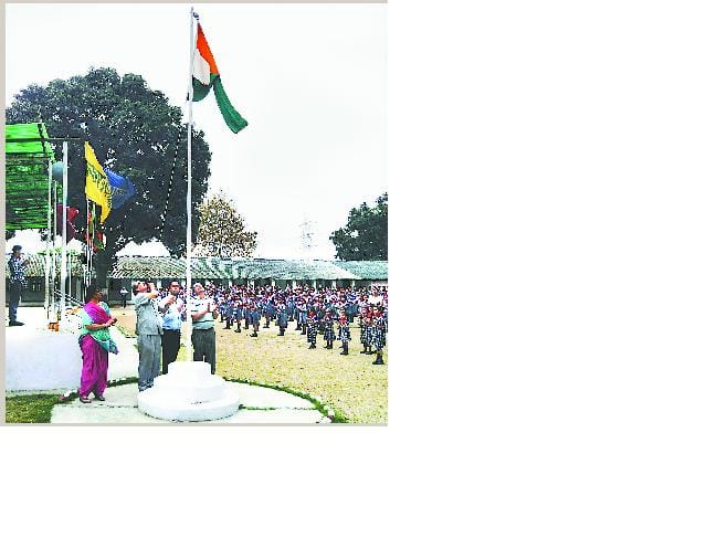 Everyday now be hoisted national flag