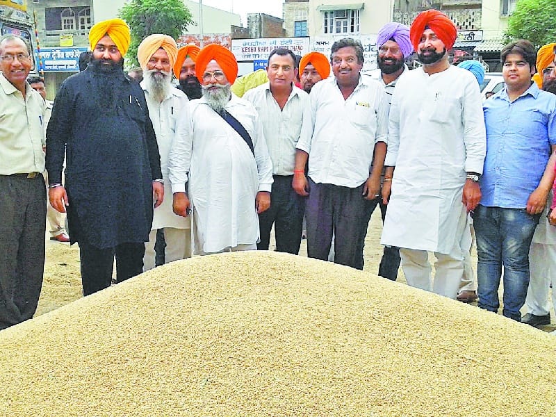 punjab congress leader, statement, farmers suicide, government policy, allegation, mohali news