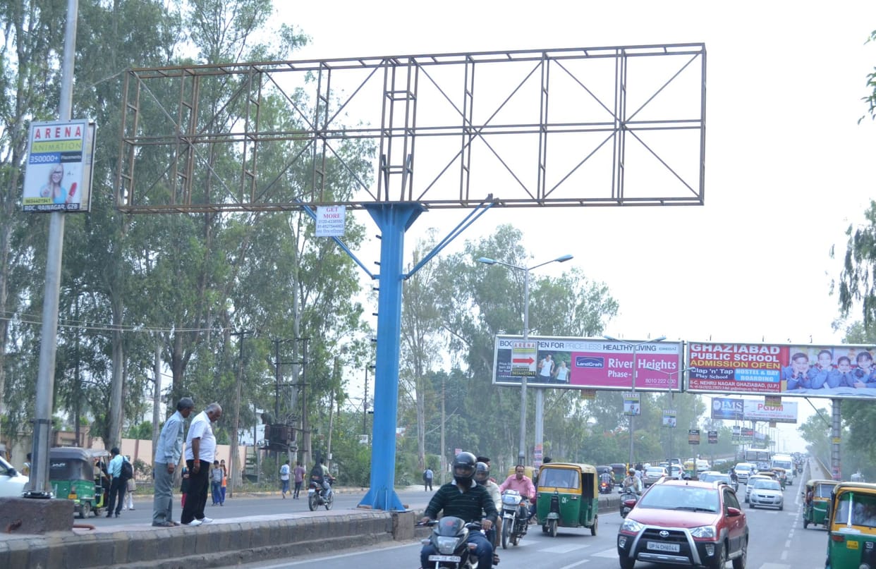 In municipal advertising snafu