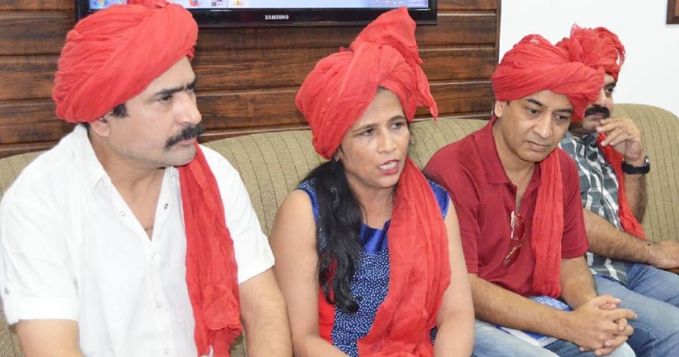 Government has left entertainment tax on 'pagdi the owner'