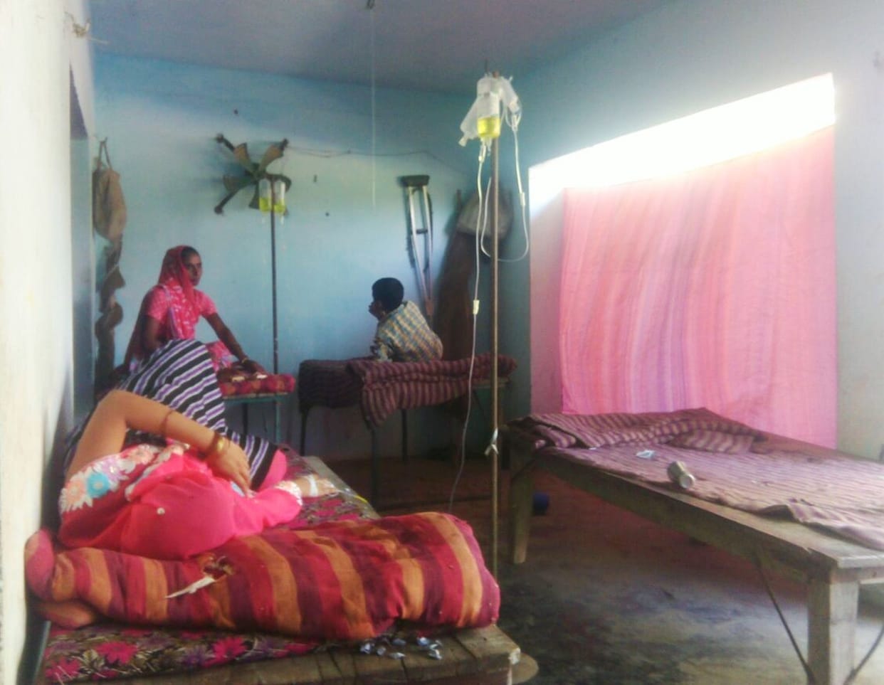 Five-bed clinic run jholachap