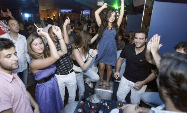 short skirts ban in disco, chandigarh dicso, chandigarh administration, chandigarh