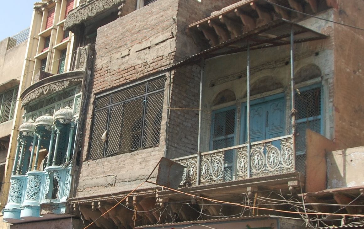 Building Balcony down.