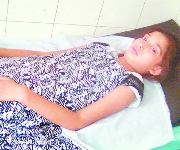 A teacher beat student in Raebareli.