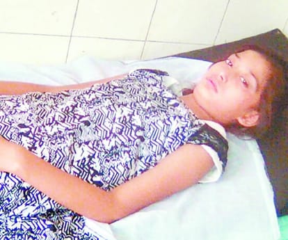 A teacher beat student in Raebareli.