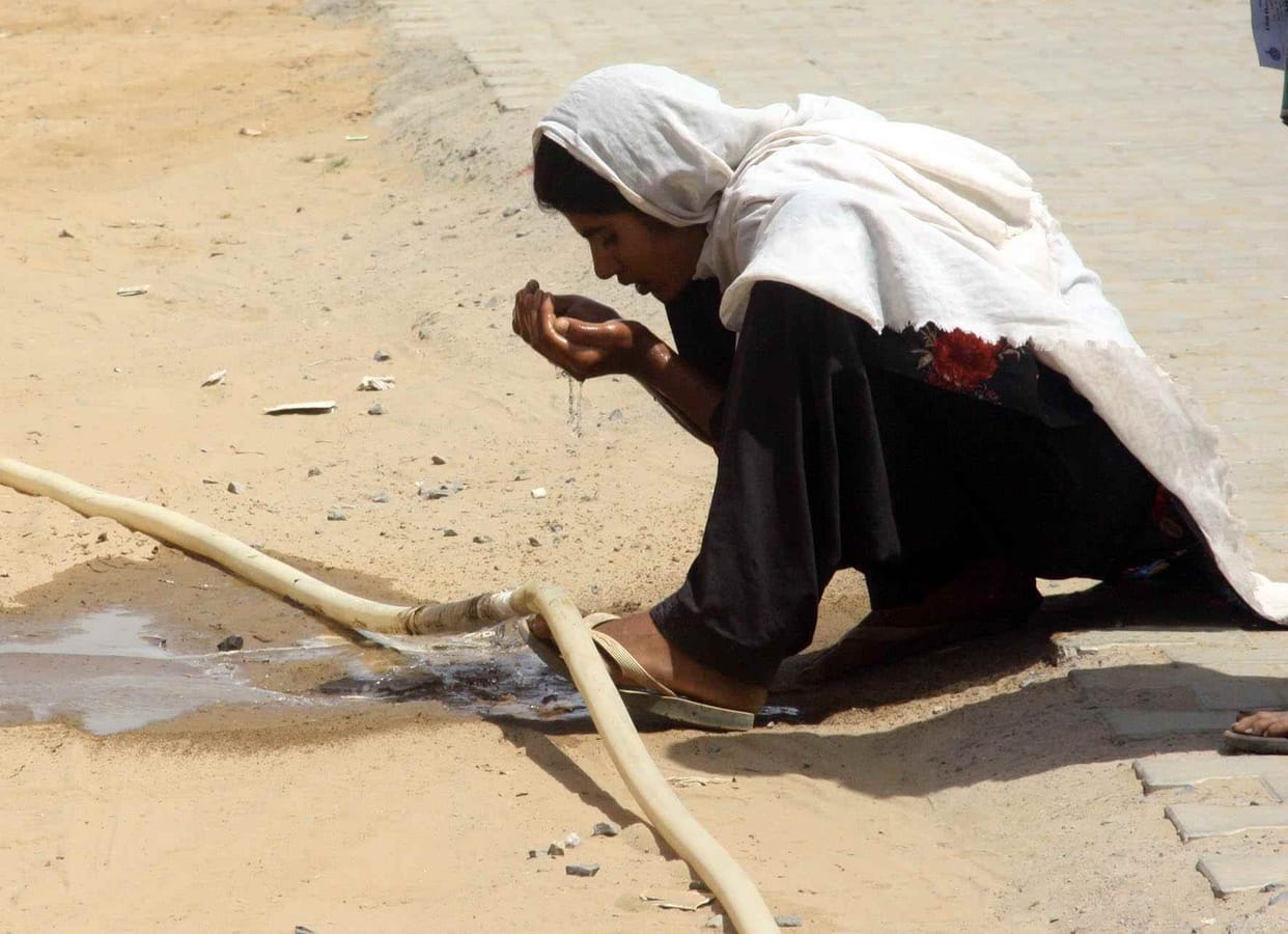 Drinking water is not in government offices