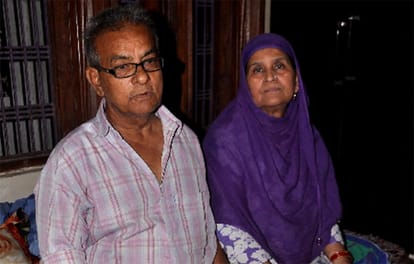 descendants of babar are labour in varanasi