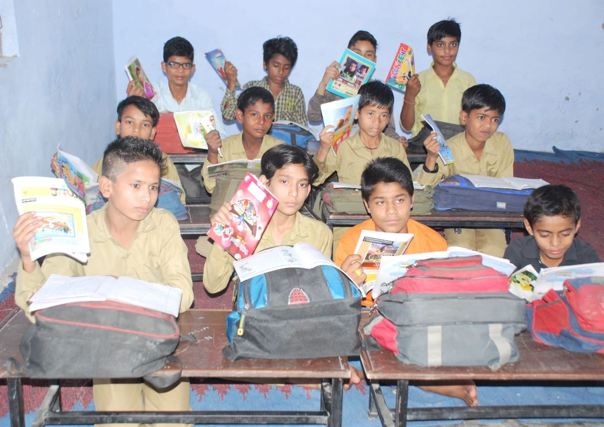 DM sir! Suffering children in public schools without electricity