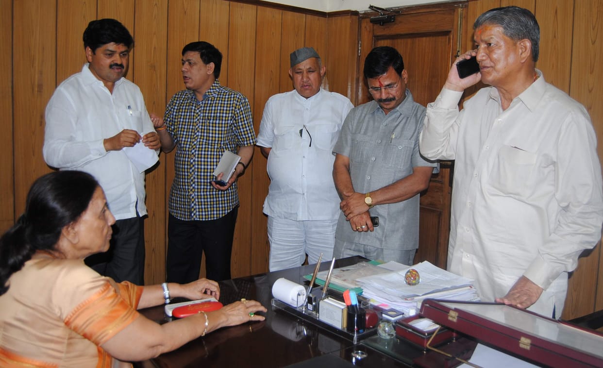 announcement of uttarakhand cm stuck