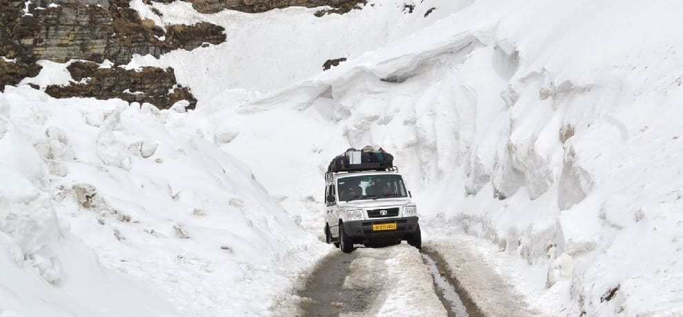 BRO working hard to open Manali Leh road very soon.