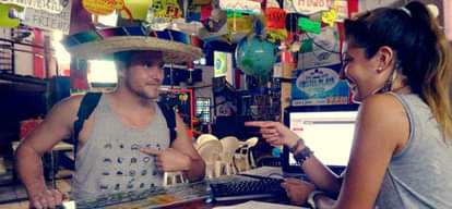 T-shirt that can speak in any language