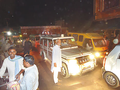 Hardoi road, four hours by truck from perishable jam