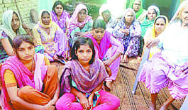 thrown acid on Dalit, death