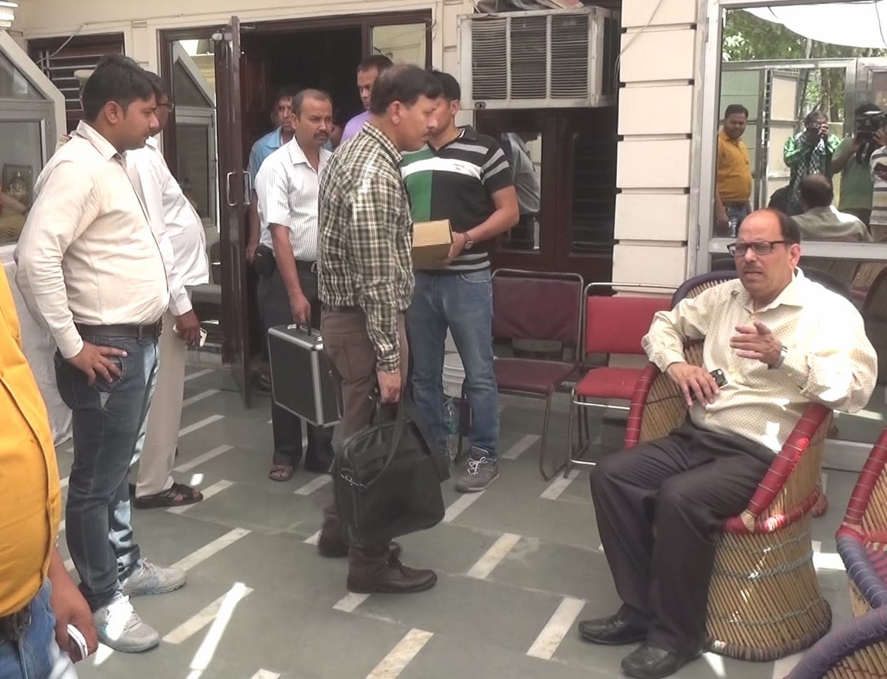 FSL team has "Reconstruction of Crime Scene '