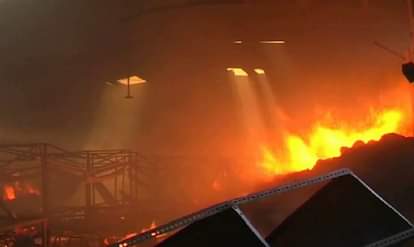 Kanpur: Hosiery factory gutted in fire