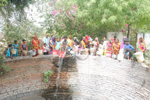 Muhllawasi depend on Councillor's wells