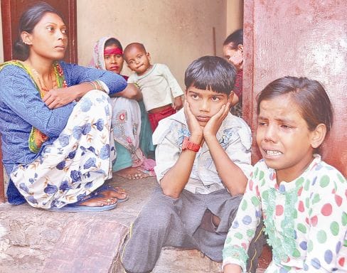 murder in etmadpur