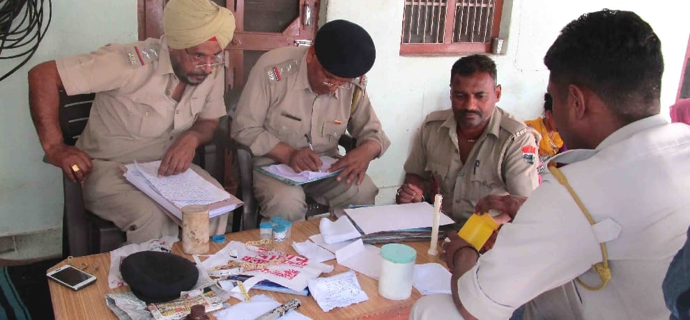 a person killed his mother at hamirpur.