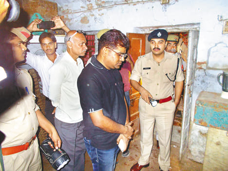 Girl's murder, police suspect honor killing