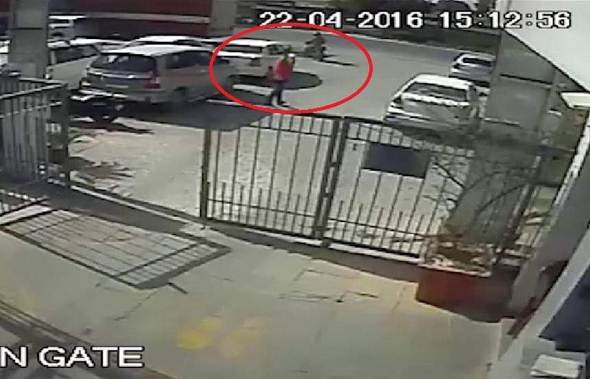 वाराणसी में फायरिंग