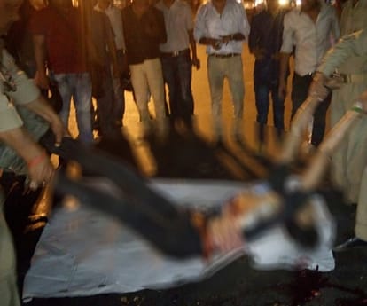 Three died in an accident in Manaknagar in Lucknow.