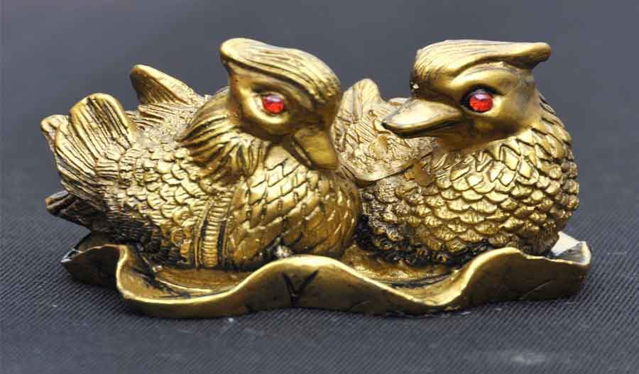 Keeping these idols in the house brings good luck and lots of money