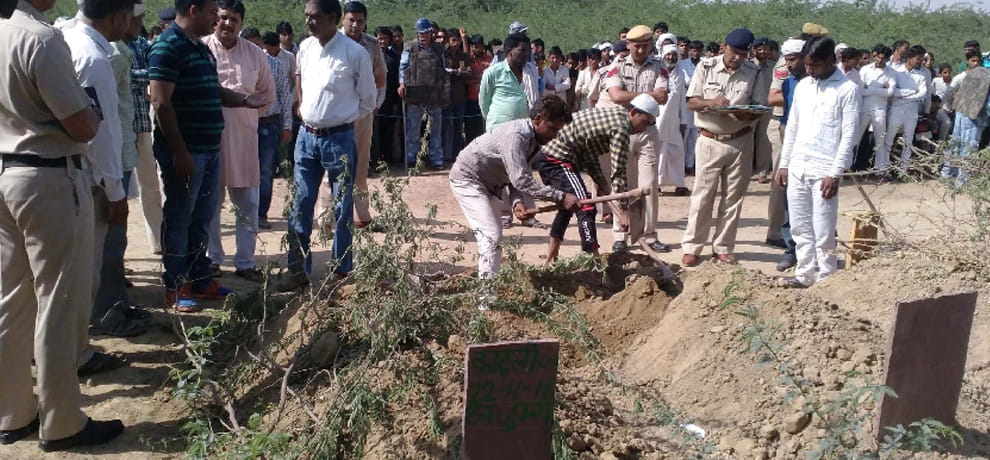 minor body brought out of grave in gurgaon