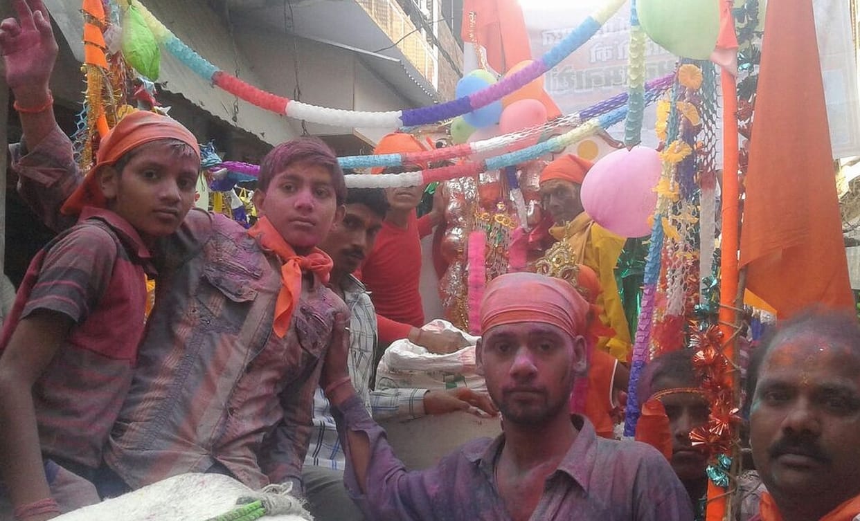 hanumaan jayantee par nikaalee shobhaayaatra nikaalee