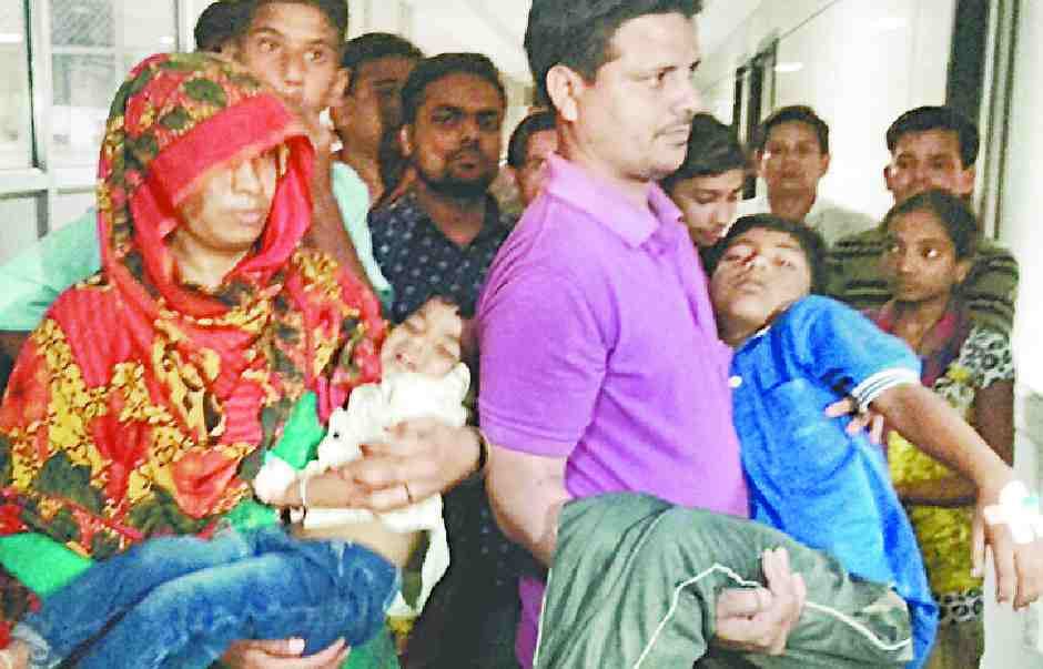 The storm struck the third floor of a house, 7 injured