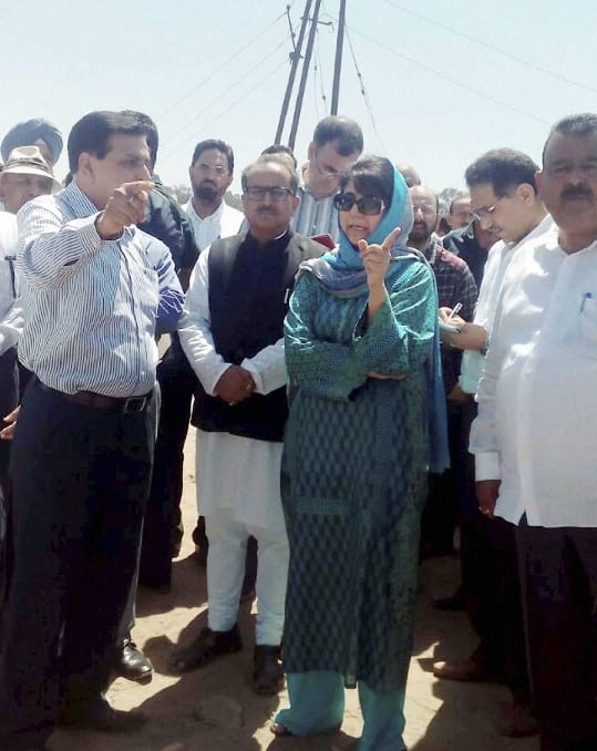 Mehbooba visited artificial lake