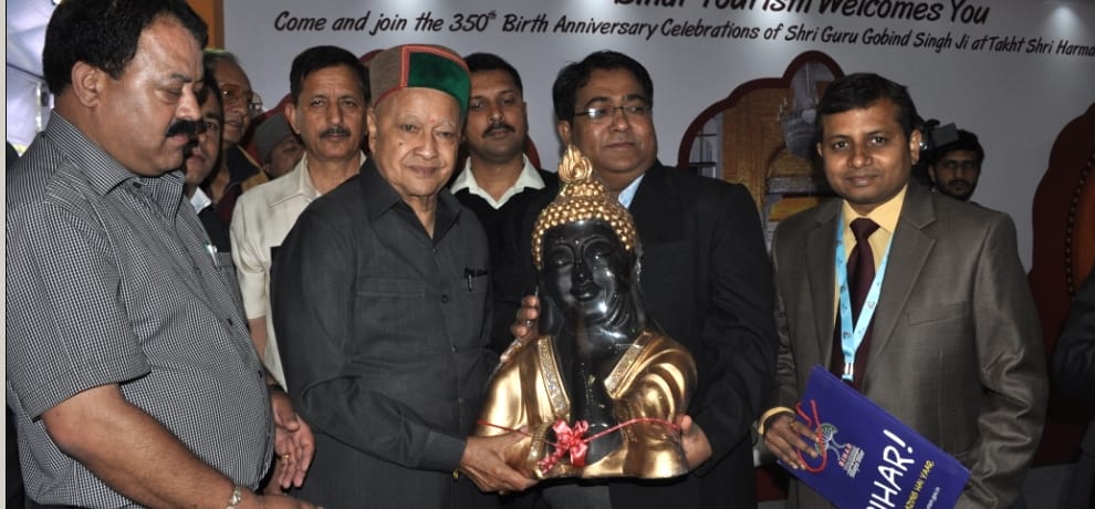 CM Virbhadra singh said that HP Govt will made a law to provide facility to tourist in himachal