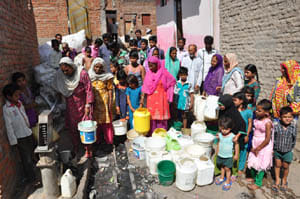 Kapoor tekri struggles for water