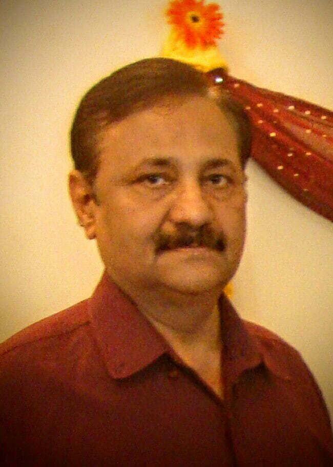 lucknow university professor prefers duty instead of mother's death