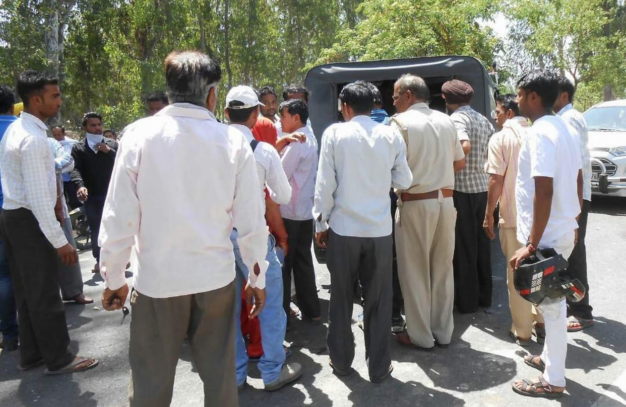 Bus collision killed uncle niece