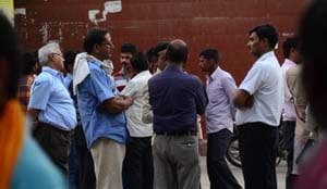 Once back in the paper Le Fay B. Tech student commits suicide