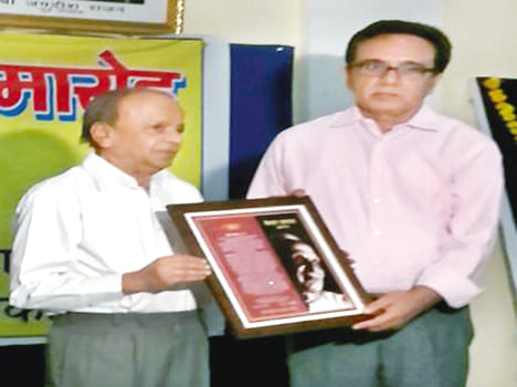 Kedar Kashyap got the honor poet Madan