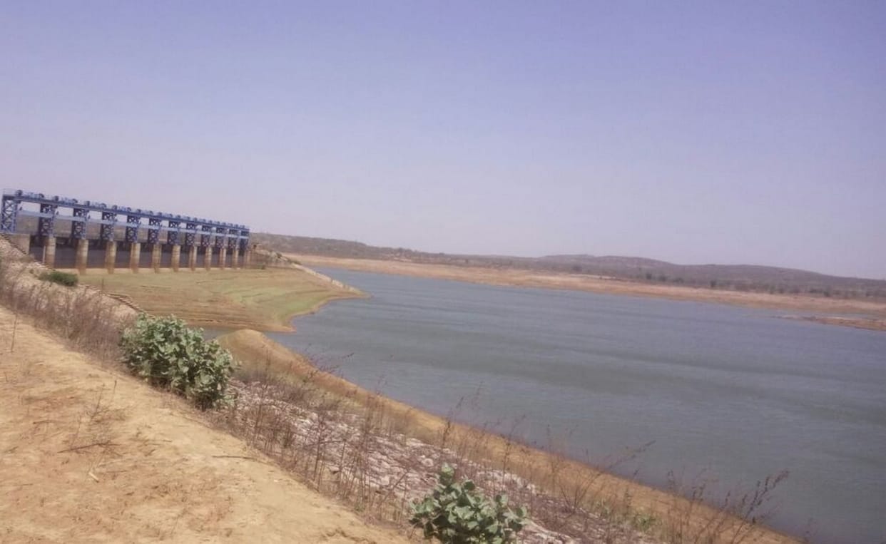 Low water level of dam