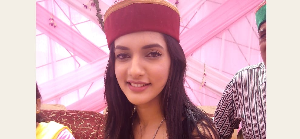  Himachali Wrestler Jagdish daughter made her entery in bollywood.
