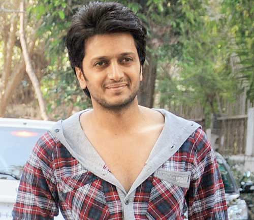 Riteish Deshmukh contributes 25 lakhs for drought relief in Latur